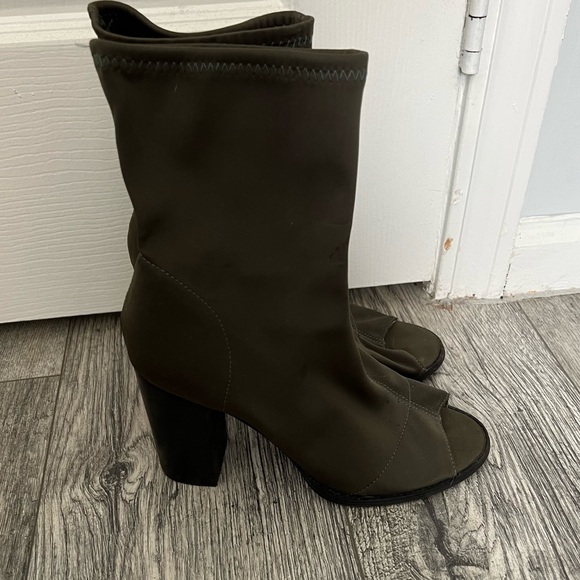 Urban Outfitters Open Toe Boots - Picture 2 of 6